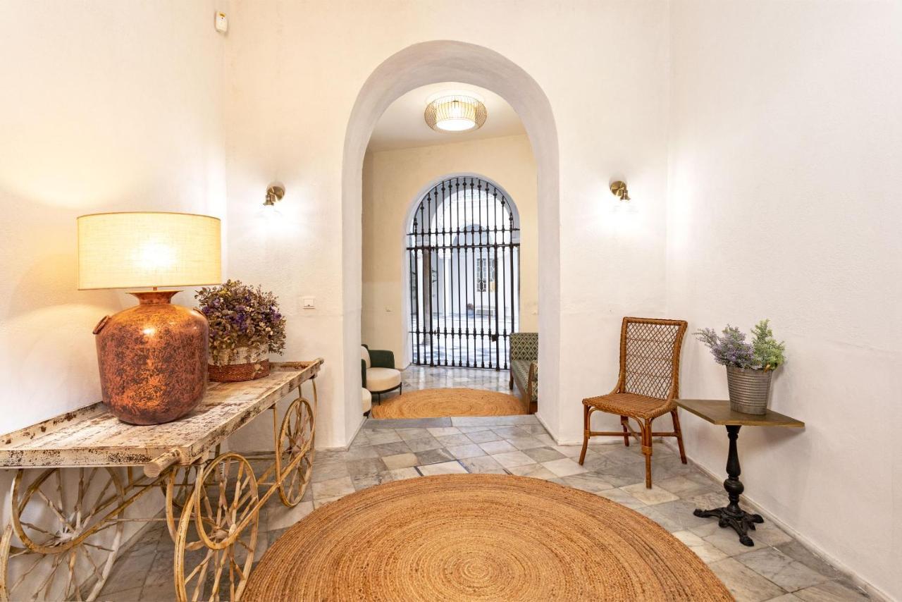 Genteel Home Palacio Abades เซบีญา ภายนอก รูปภาพ